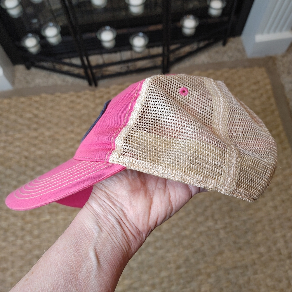 LEGACY FLAMINGO DIVERS TURKS & CAICOS ISLANDS TRUCKER HAT, HOT PINK - Picture 5 of 7